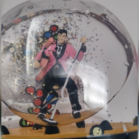 Elvis Holiday Performance Snow Globe Rare - Picture 5 of 6